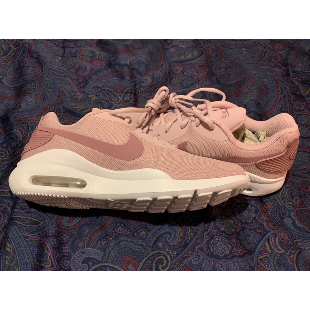 Nike Air Max Oketo